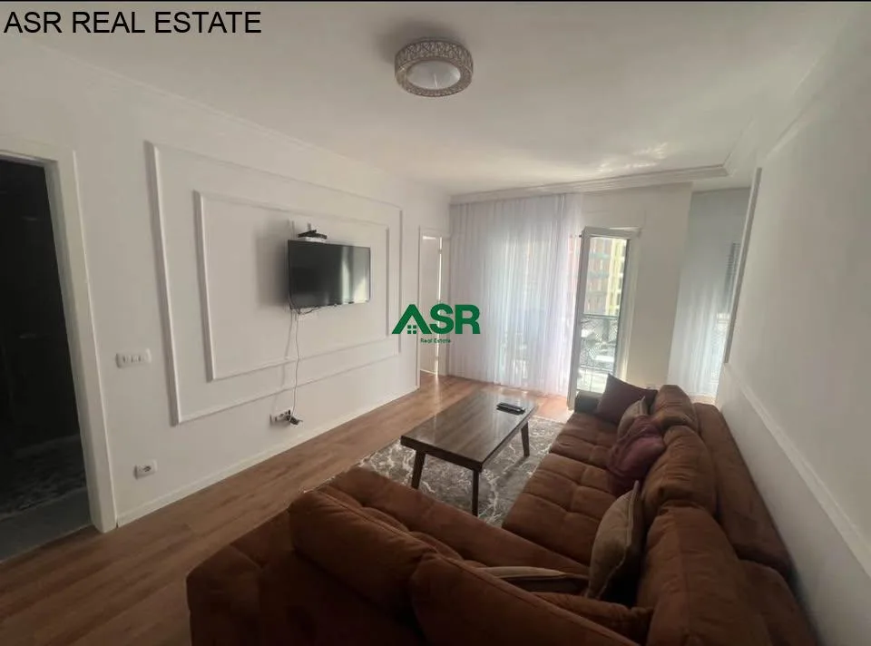 #ID:3948 Banesë 50m2 me #qira në lagjen Tophane