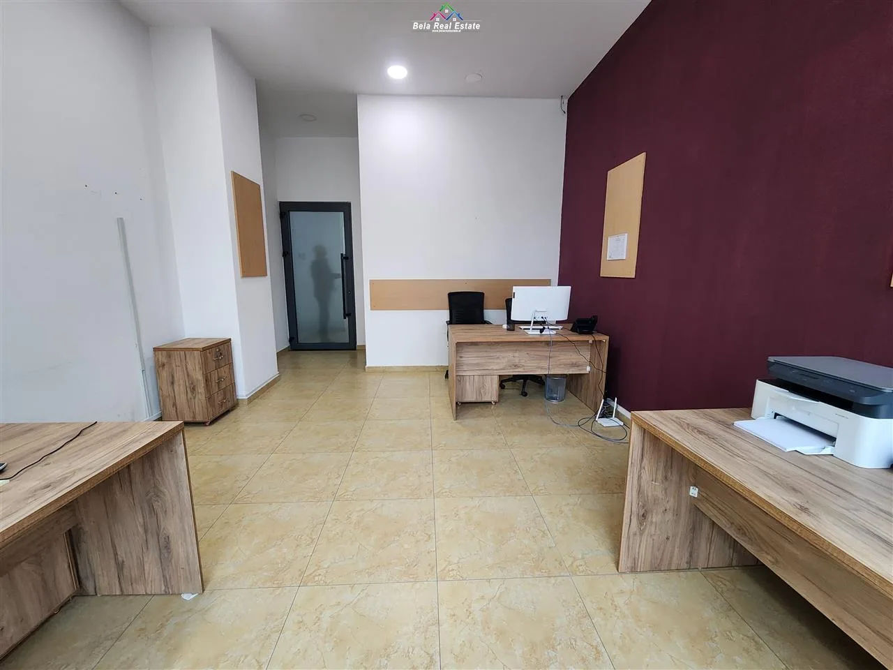 Zyre Me Qera Ne Myslym Shyr (ID BZ2556) Tirane
