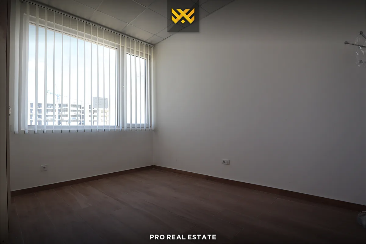 Zyrë 45m² me #QIRA te Prishtina e Re.