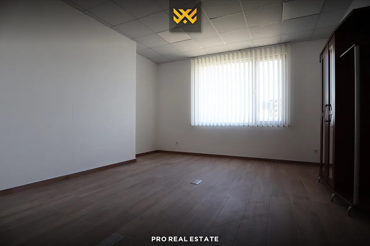 Zyrë 45m² me #QIRA te Prishtina e Re.