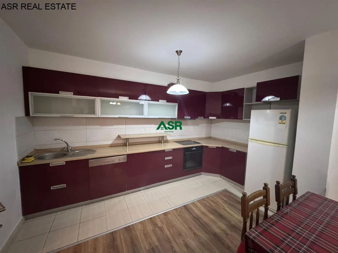 #ID:4107 Banesë 88m2 me #qira në rr.Muharrem Fejza, Prishtine
