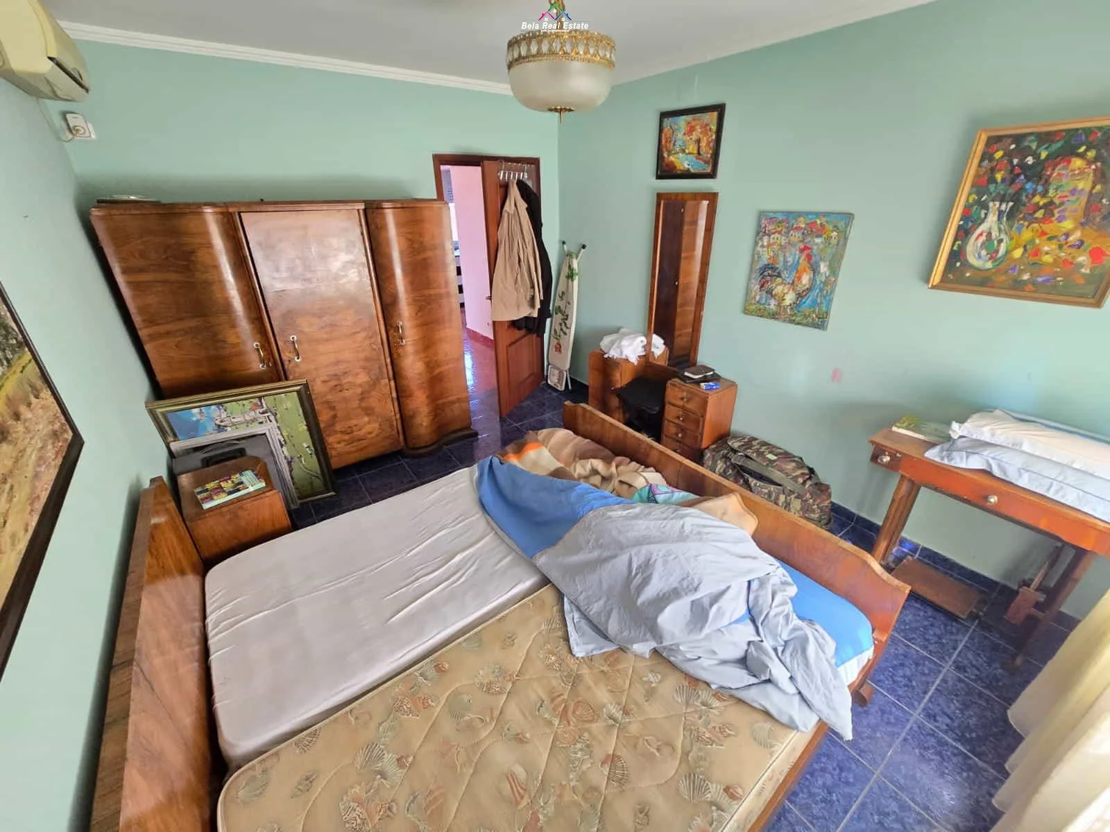 Apartament Ne Shitje 2+1 Ne Qender (ID B121215) Tirane