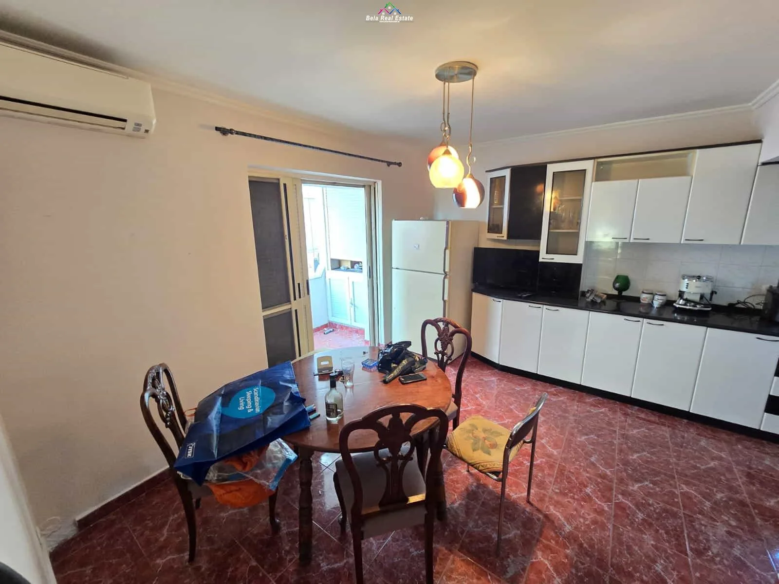Apartament Ne Shitje 2+1 Ne Qender (ID B121215) Tirane