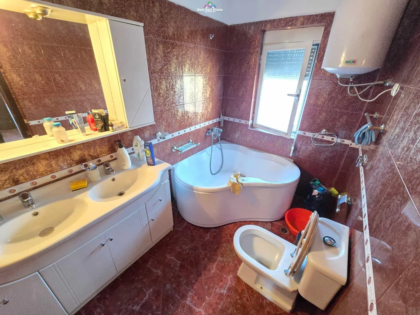 Apartament Ne Shitje 2+1 Ne Qender (ID B121215) Tirane