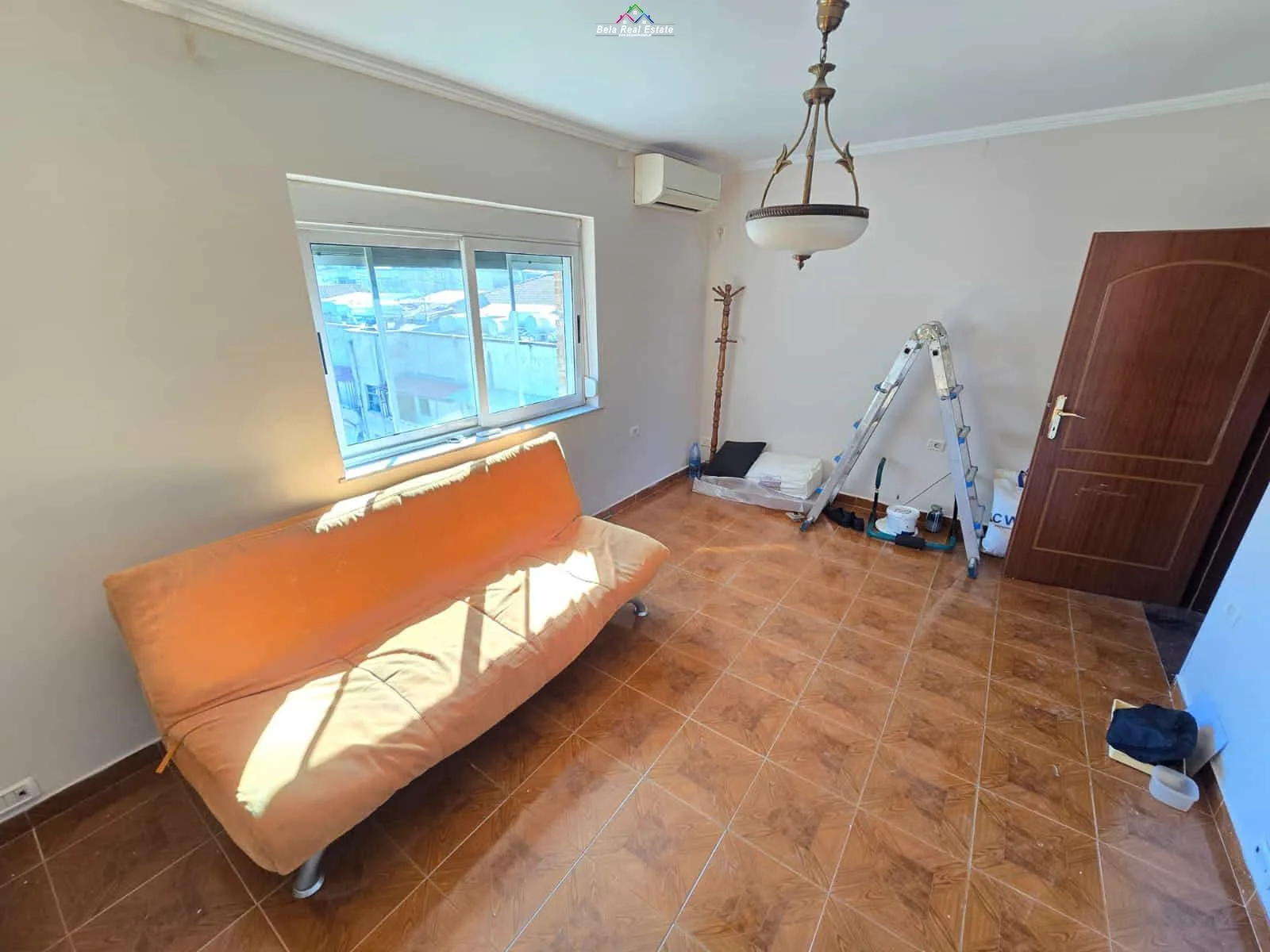 Apartament Ne Shitje 2+1 Ne Qender (ID B121215) Tirane