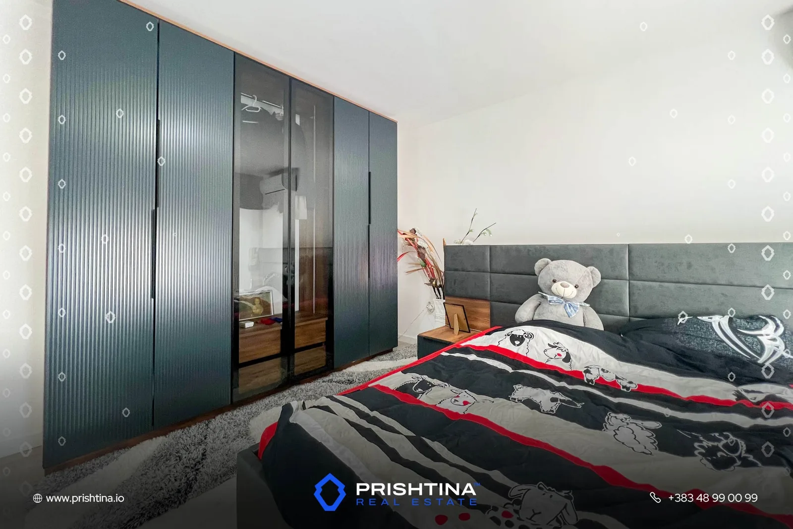 Shtëpi me qira 400m² + 5 ari oborr në Dragodan