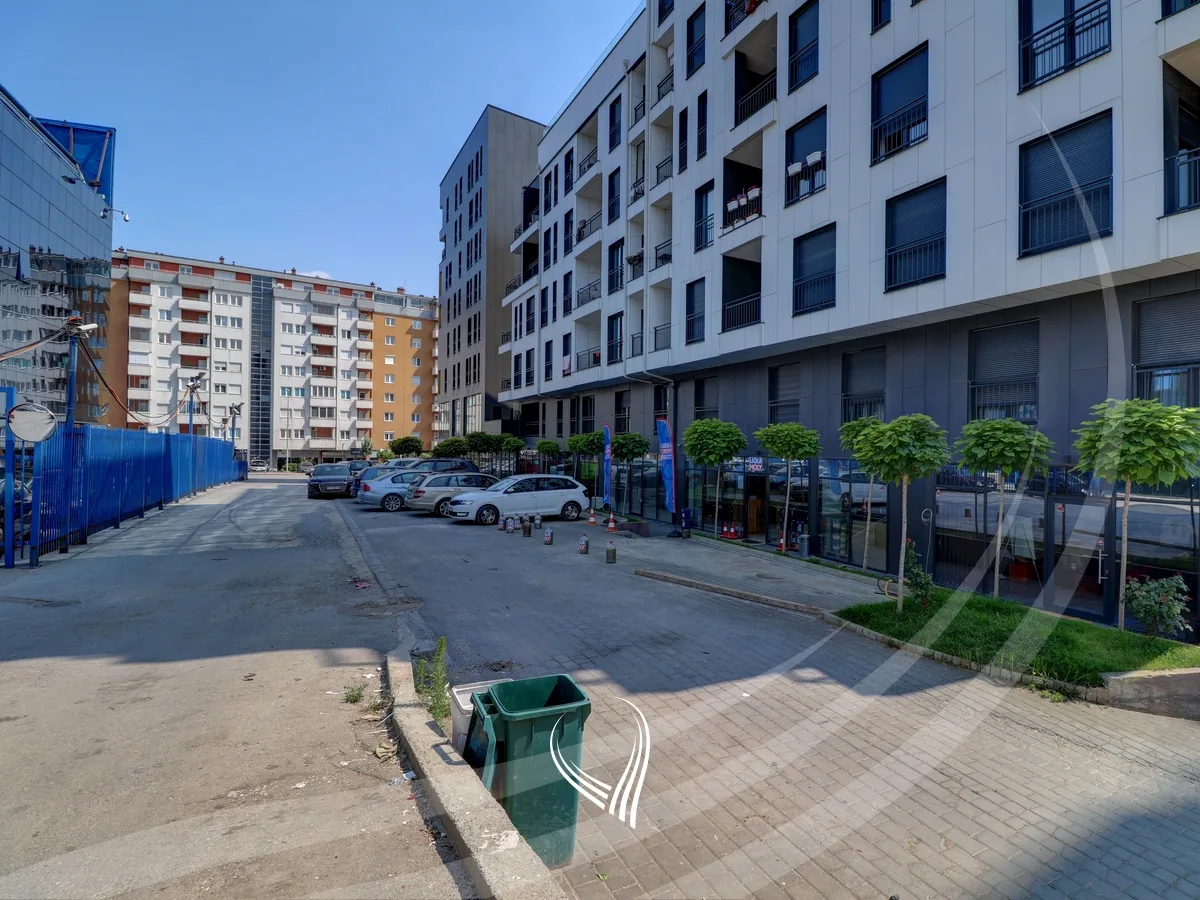 Lokal 95m2 në shitje në lagjen Arbëria-Dragodan