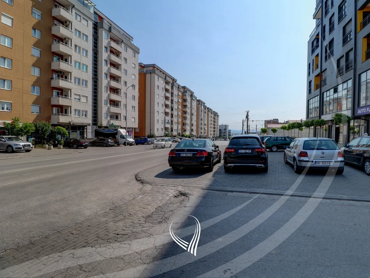 Lokal 95m2 në shitje në lagjen Arbëria-Dragodan
