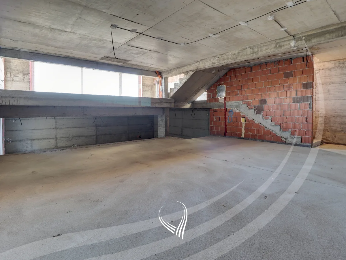 Shtëpi 404m2 në shitje në lagjen Marigona Hill