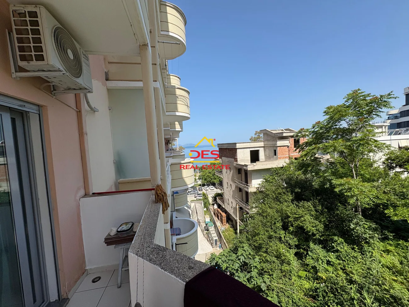 Jepet me qira apartament 1+1 te rrapi ,vlorë