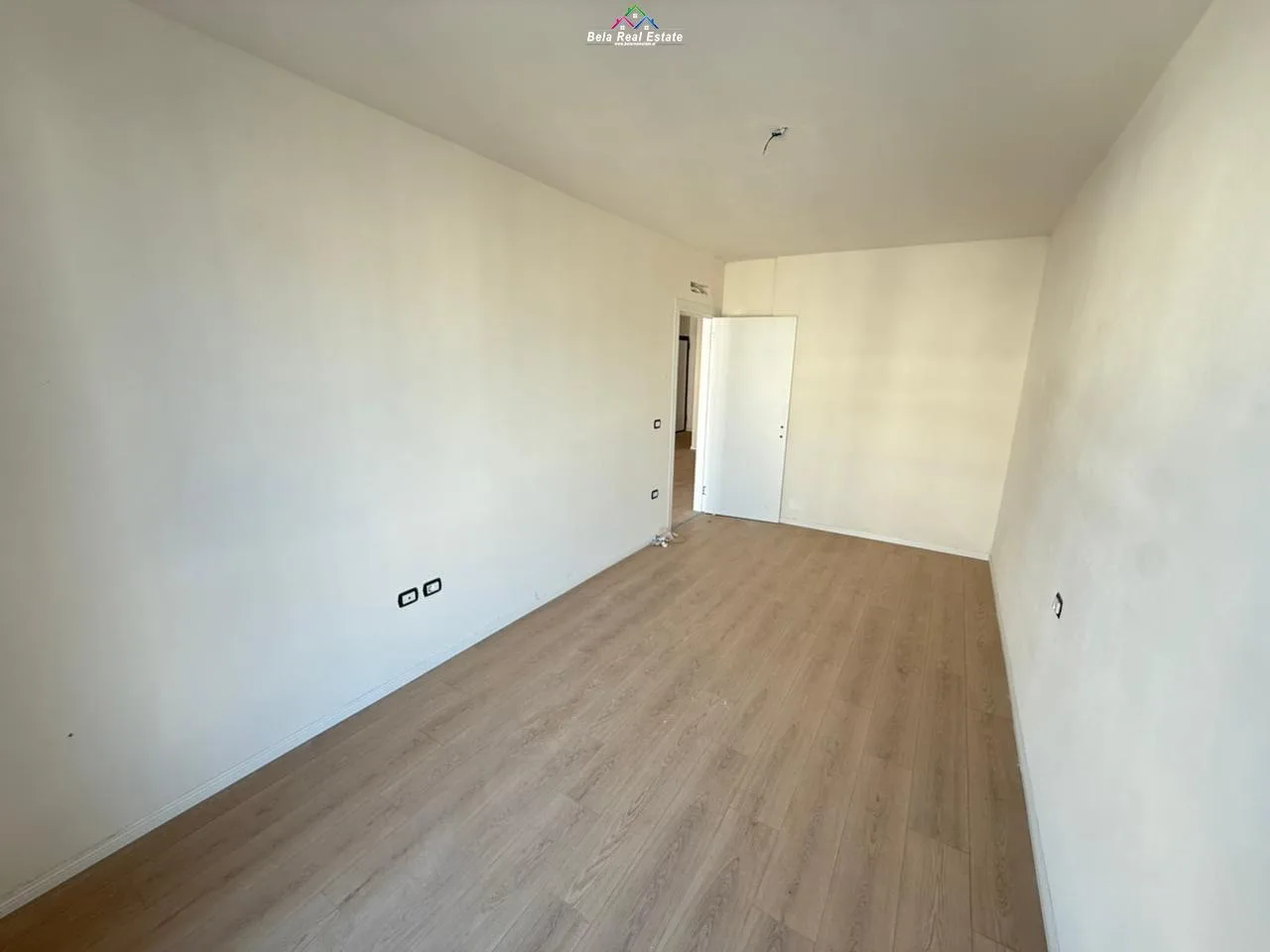 Apartament ne shitje 1+1 Tek Kompleksi Turdiu, Fusha E Aviacionit(ID B110508) Tirane