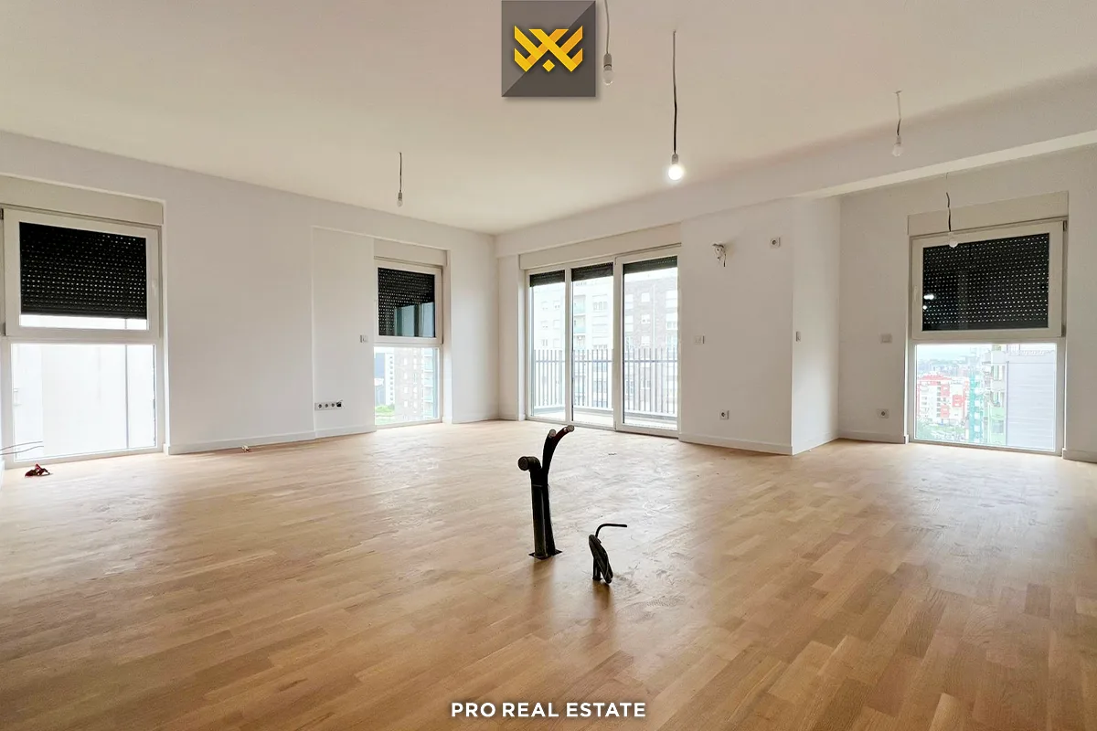 Banesë / Zyrë 116m² me #QIRA te Rruga B