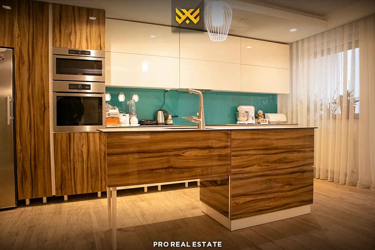 Banesë 183m² për #SHITJE në Fushë Kosovë.