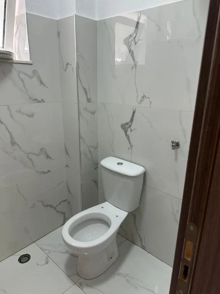 Dyqan me qera prane Rruges se Elbasanit (ID BD21914) Tirane