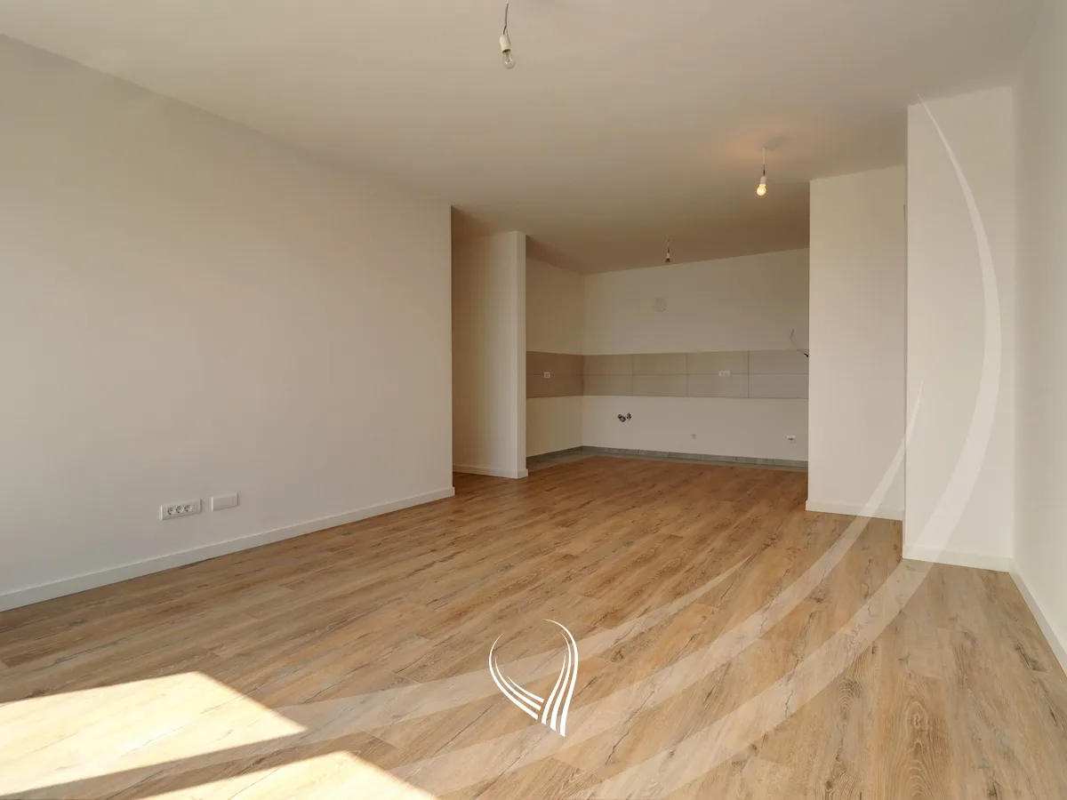 Zyre me 3 dhoma pune me qira në lagjen Mati 1 – Kodrina