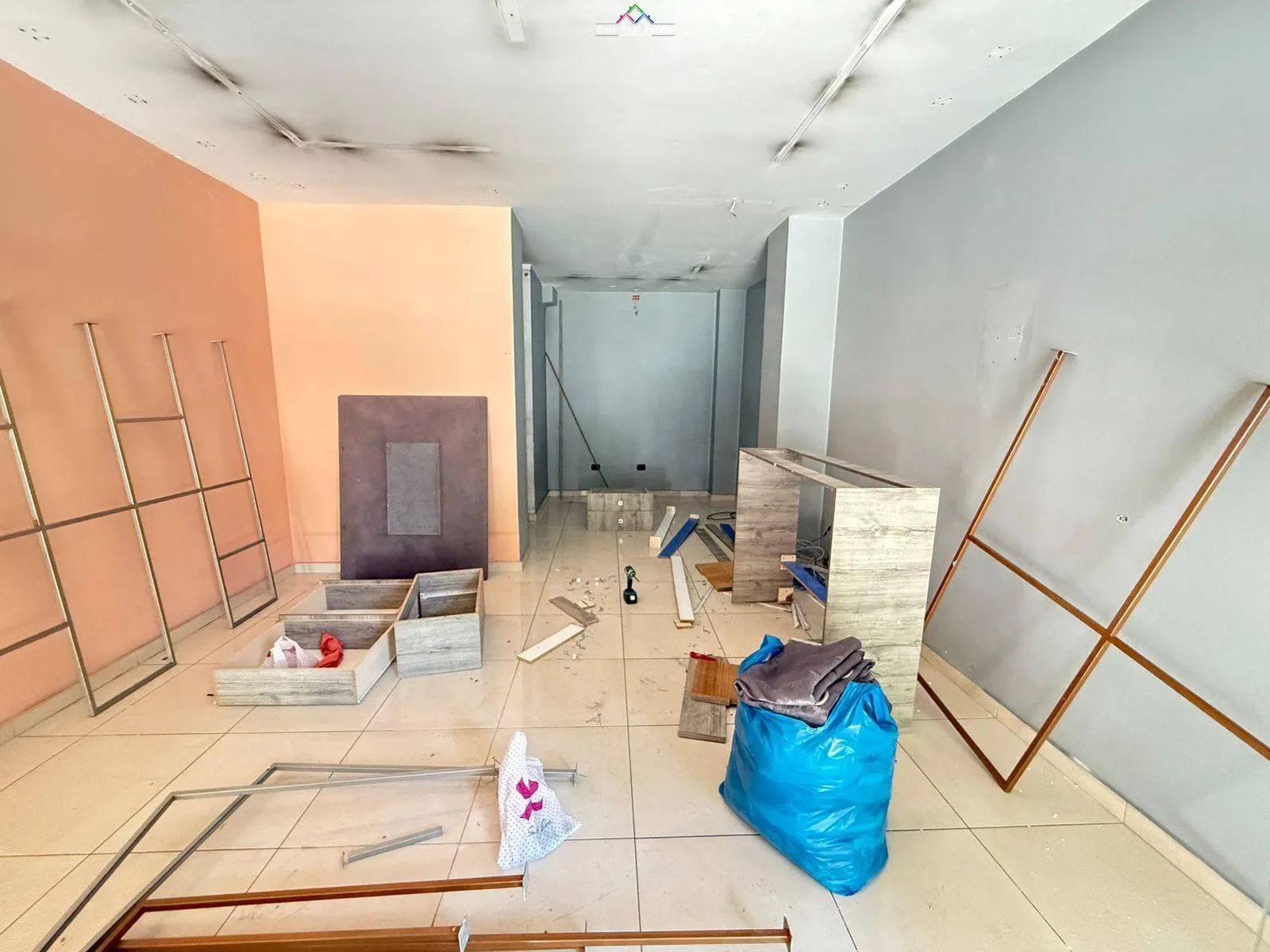 Dyqan Me Qera Tek Rruga Bardhyl (ID BD21919) Tirane