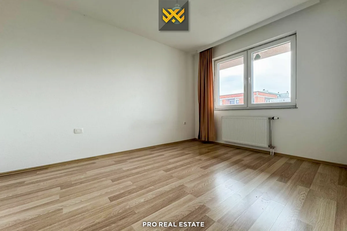 Shtëpi 256m² për #SHITJE në Lagjen Qëndresa