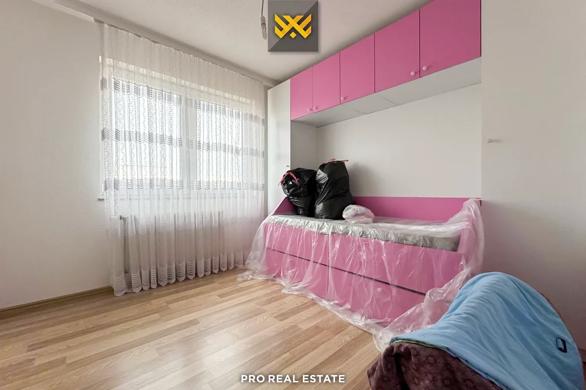 Shtëpi 256m² për #SHITJE në Lagjen Qëndresa