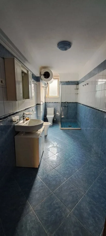 Zyre me qera ne Bllok (ID BZ2609) Tirane