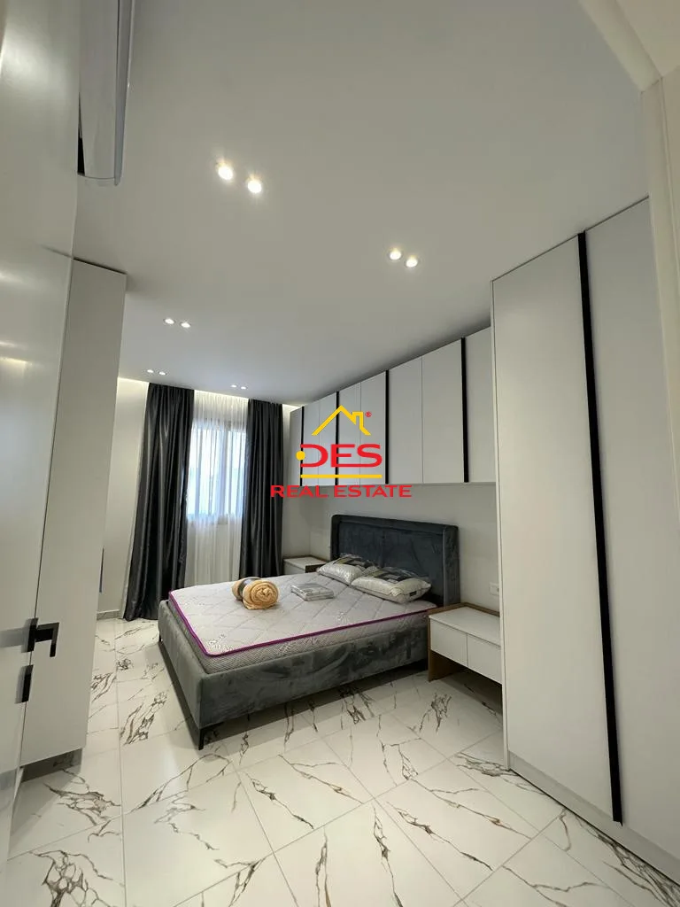 Apartament 2+1 me qera në bulevard-skelë