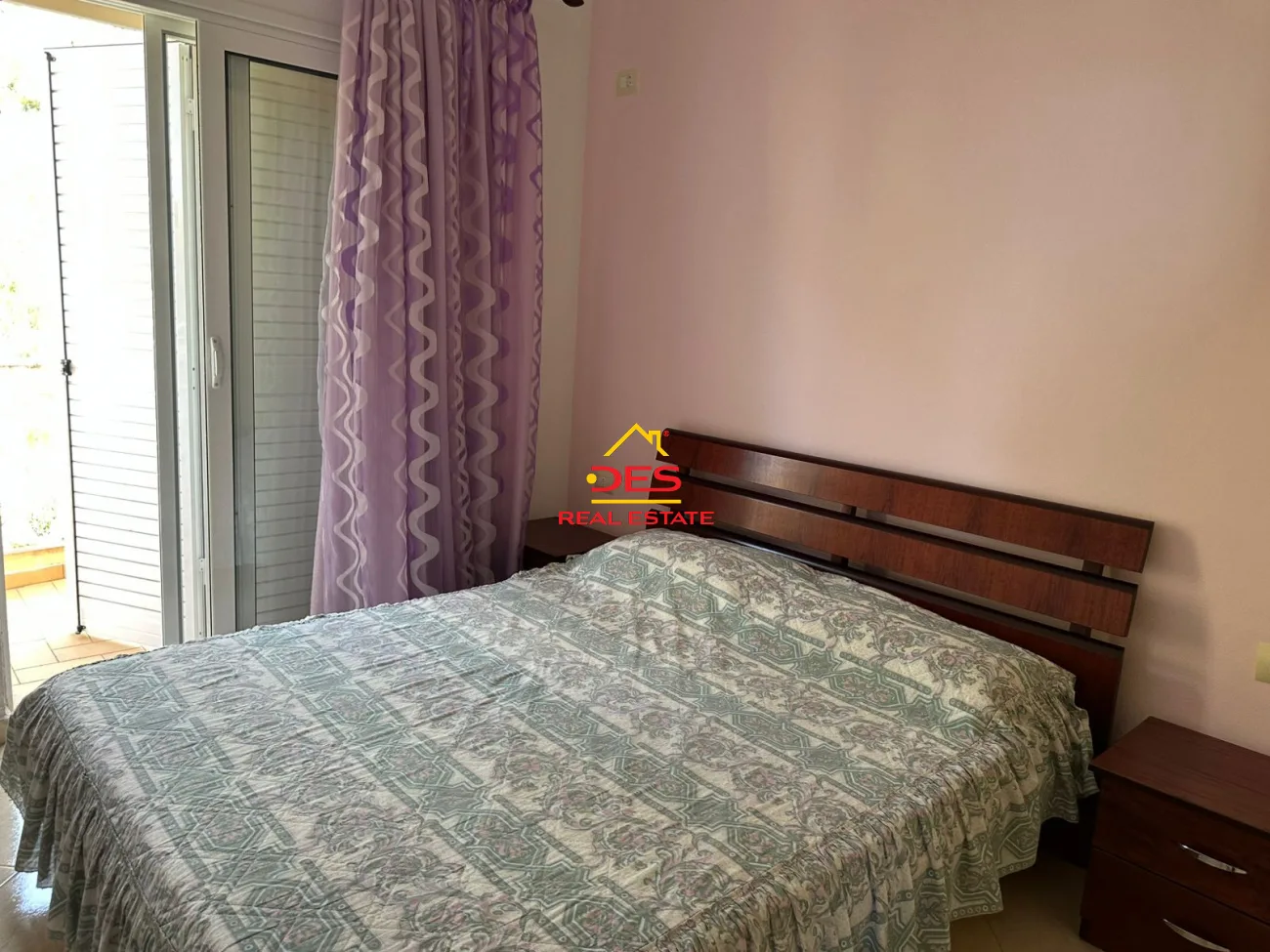 Shitet apartament 2+1 ne sarandë