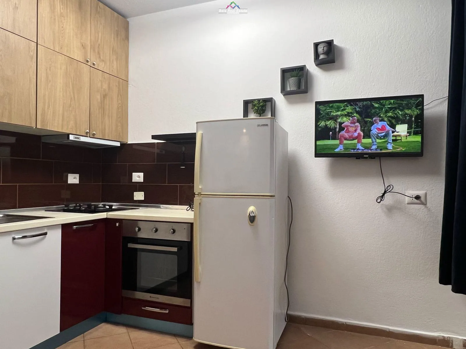 Apartament Me Qera 1+1 Tek Rruga 5 Maji (ID B2101043) Tirane