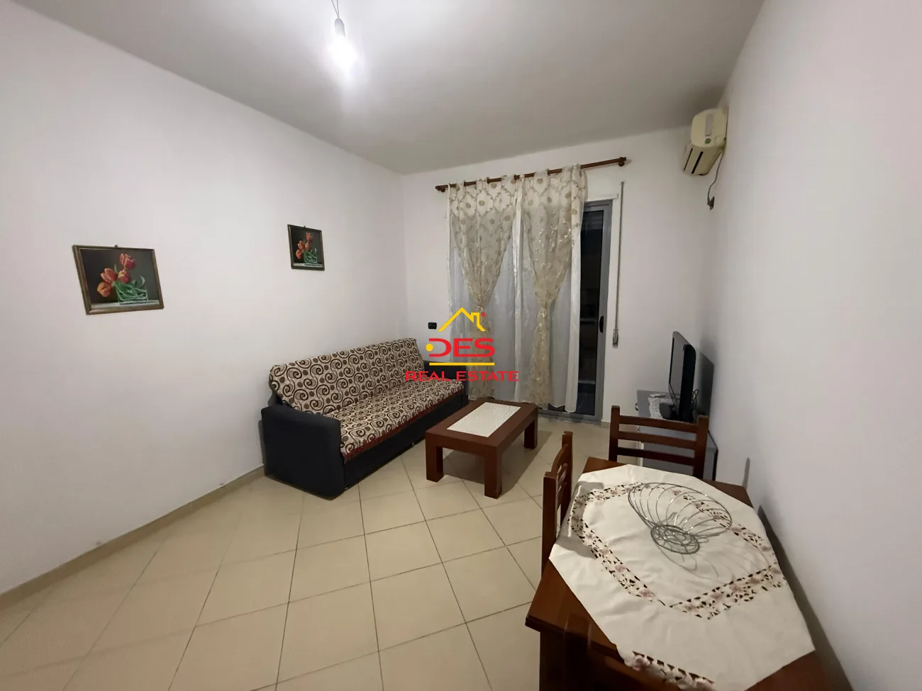 Jepet me qira apartament 1+1 te ish kombinati i peshkut, vlorë