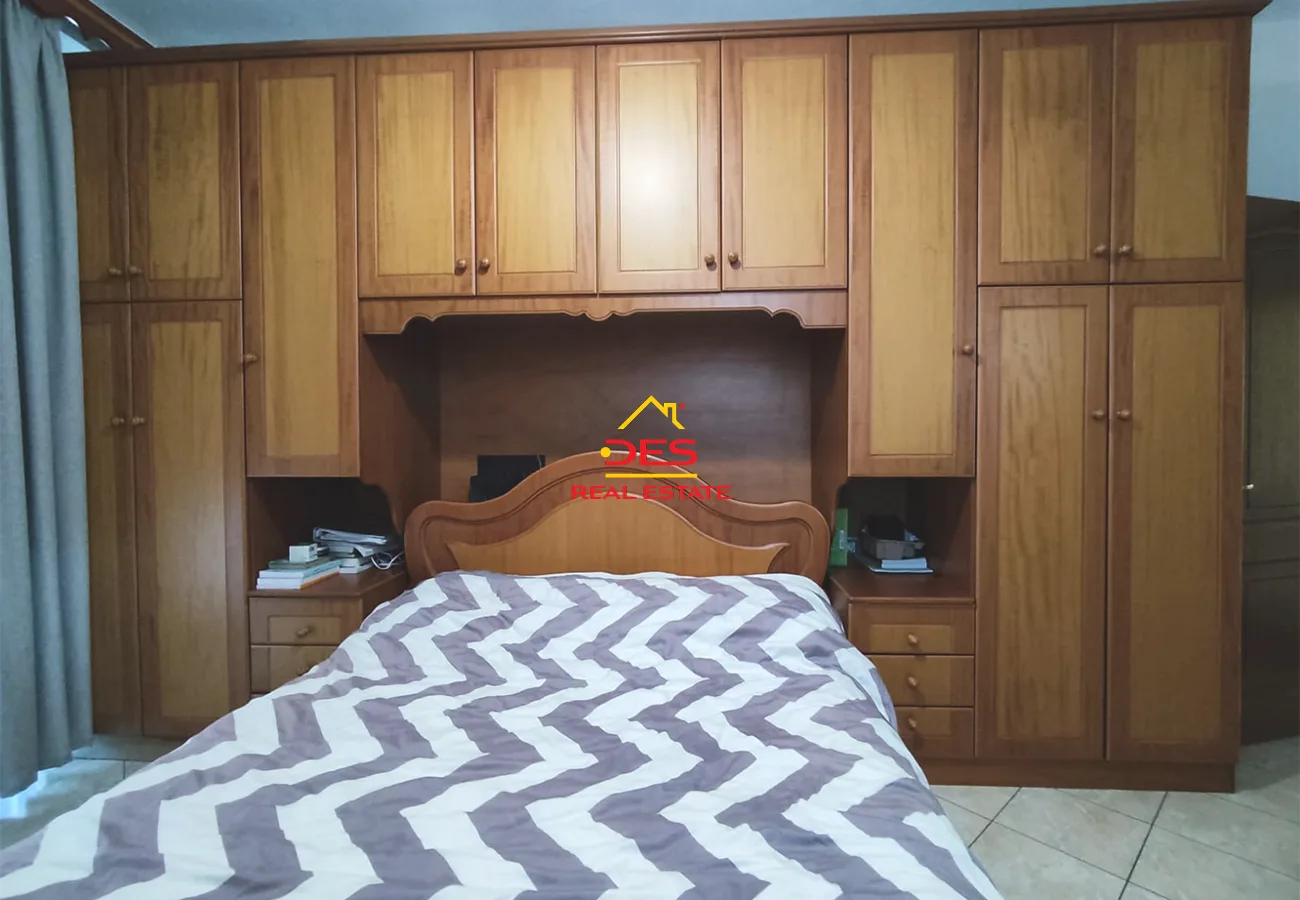 Jepet me qira apartament 3+1+2 per banim ose zyra, myslym shyri, tiranë