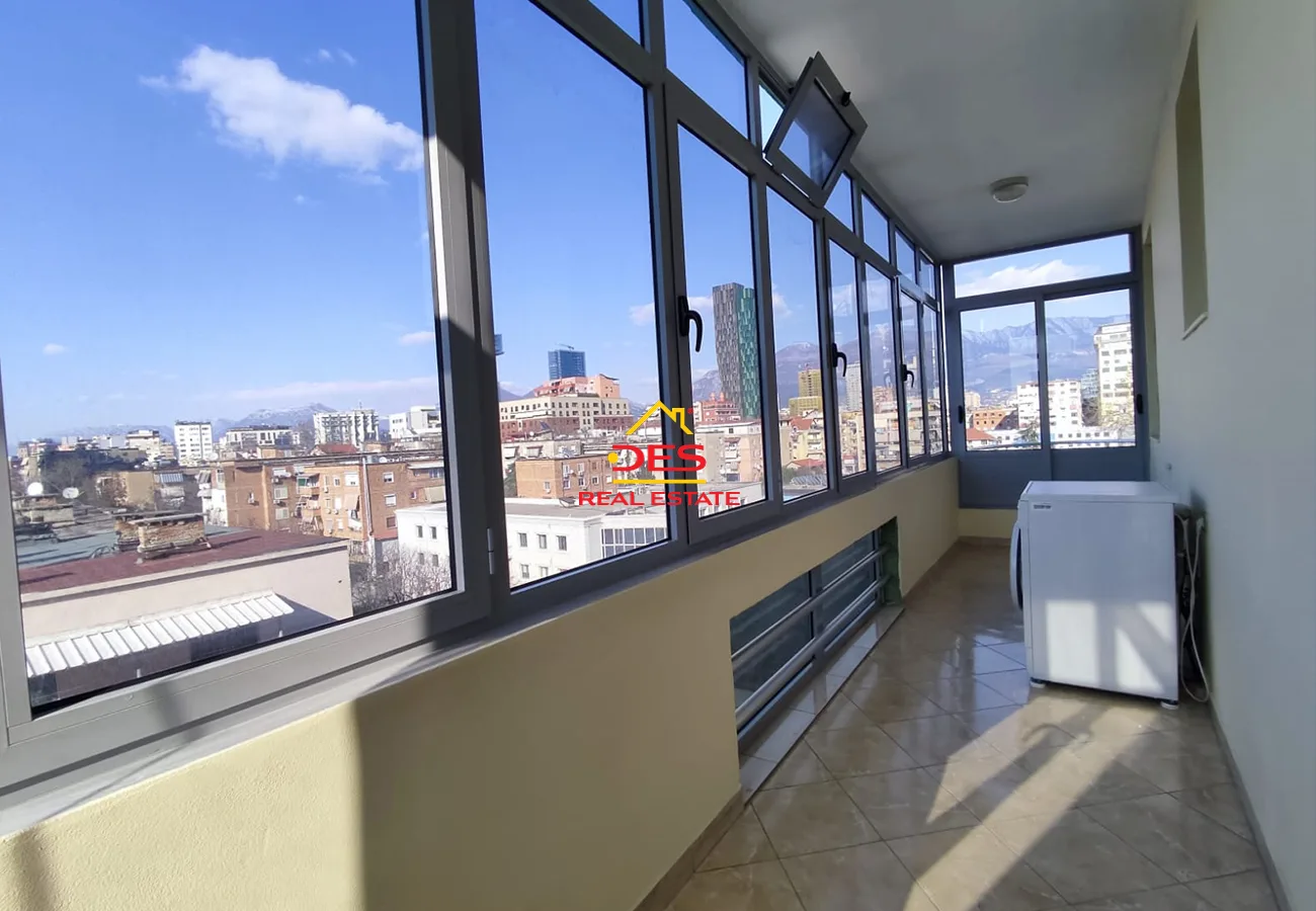 Jepet me qira apartament 3+1+2 per banim ose zyra, myslym shyri, tiranë