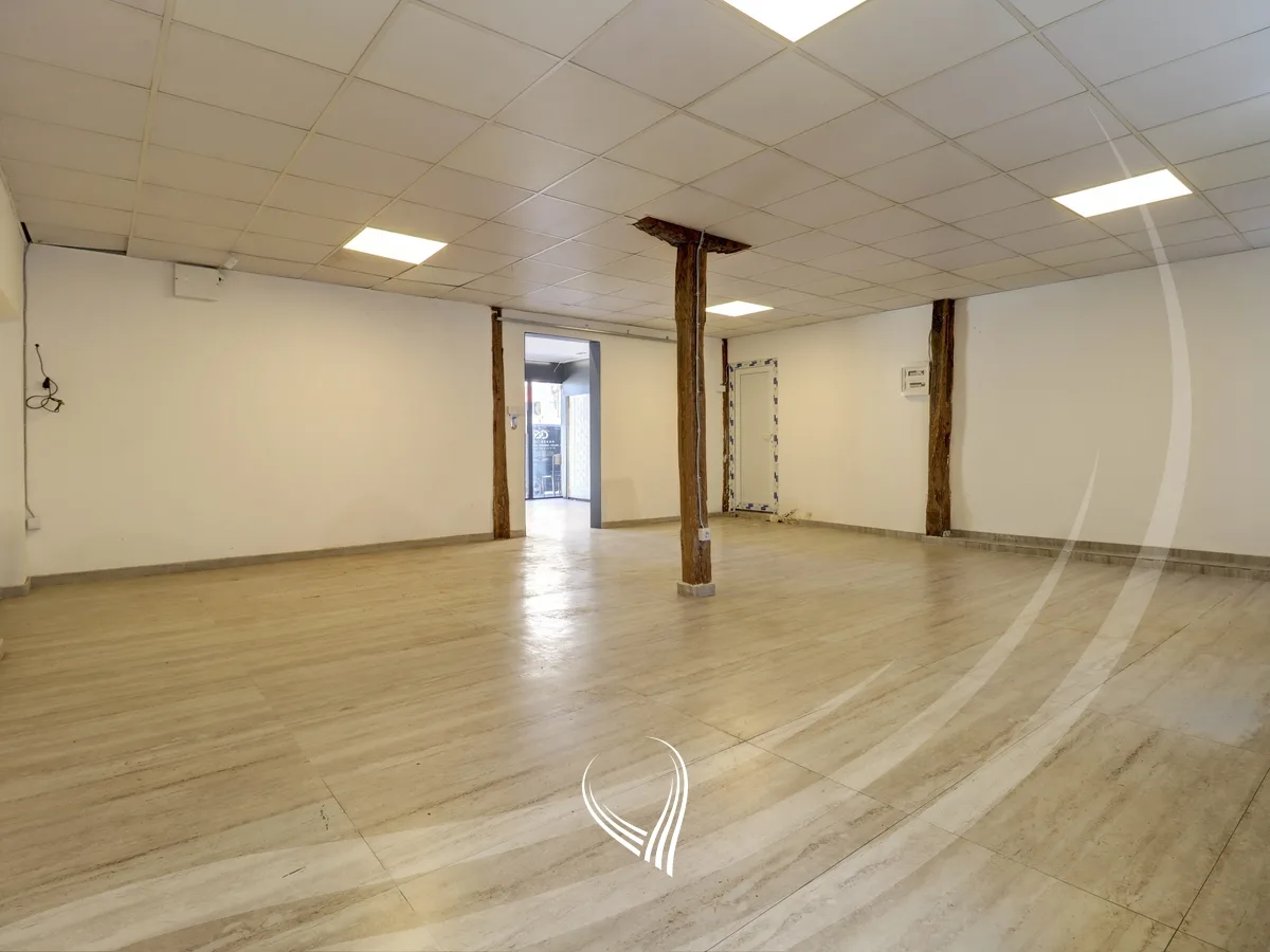 Lokal 100m2 me qira në Çagllavicë