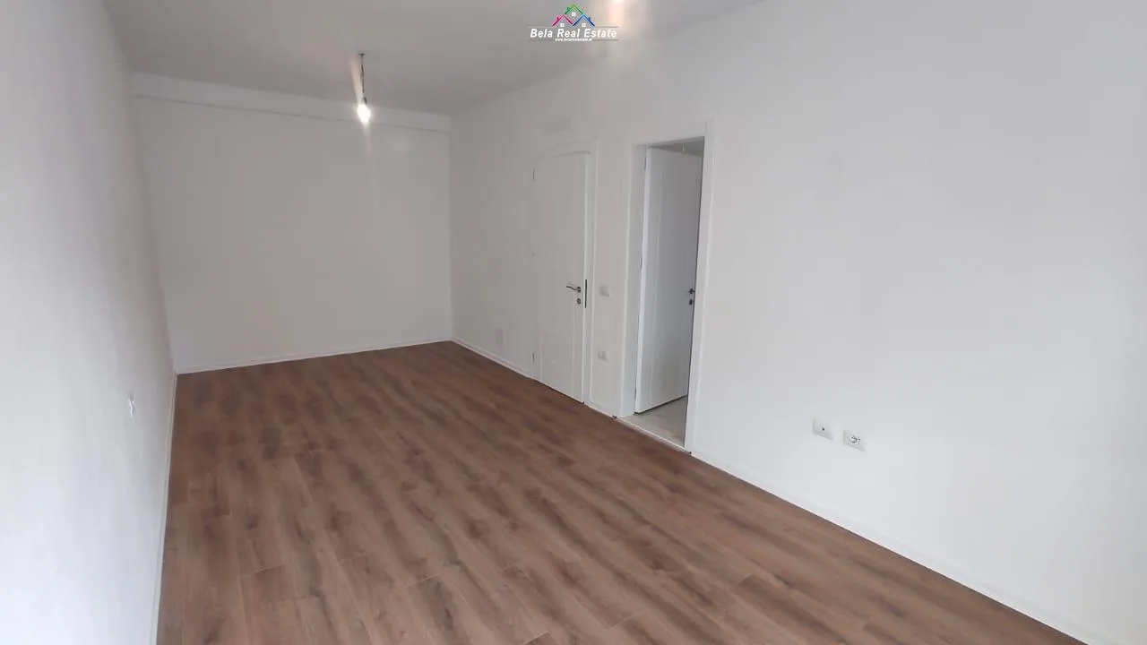 Zyre me qera 2+1 ne Porcelan (ID BZ2502) Tirane