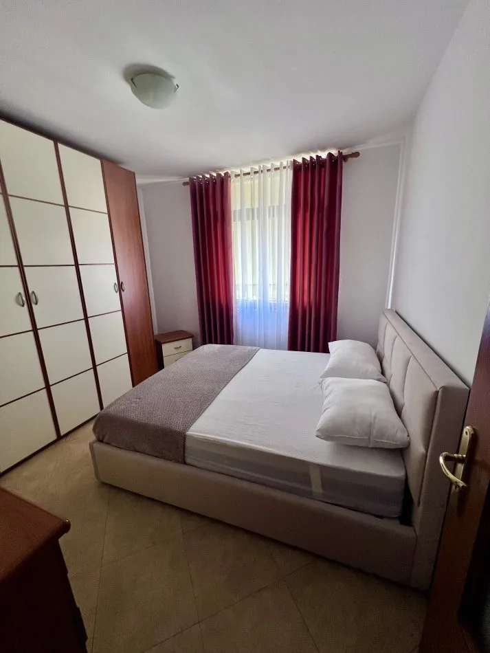 Apartament Me Qera 2+1 Ne Qender (ID B220918) Tirane.
