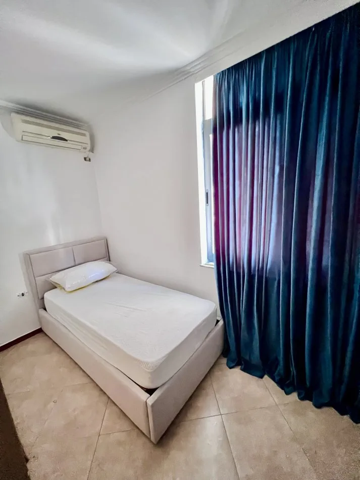 Apartament Me Qera 2+1 Ne Qender (ID B220918) Tirane.