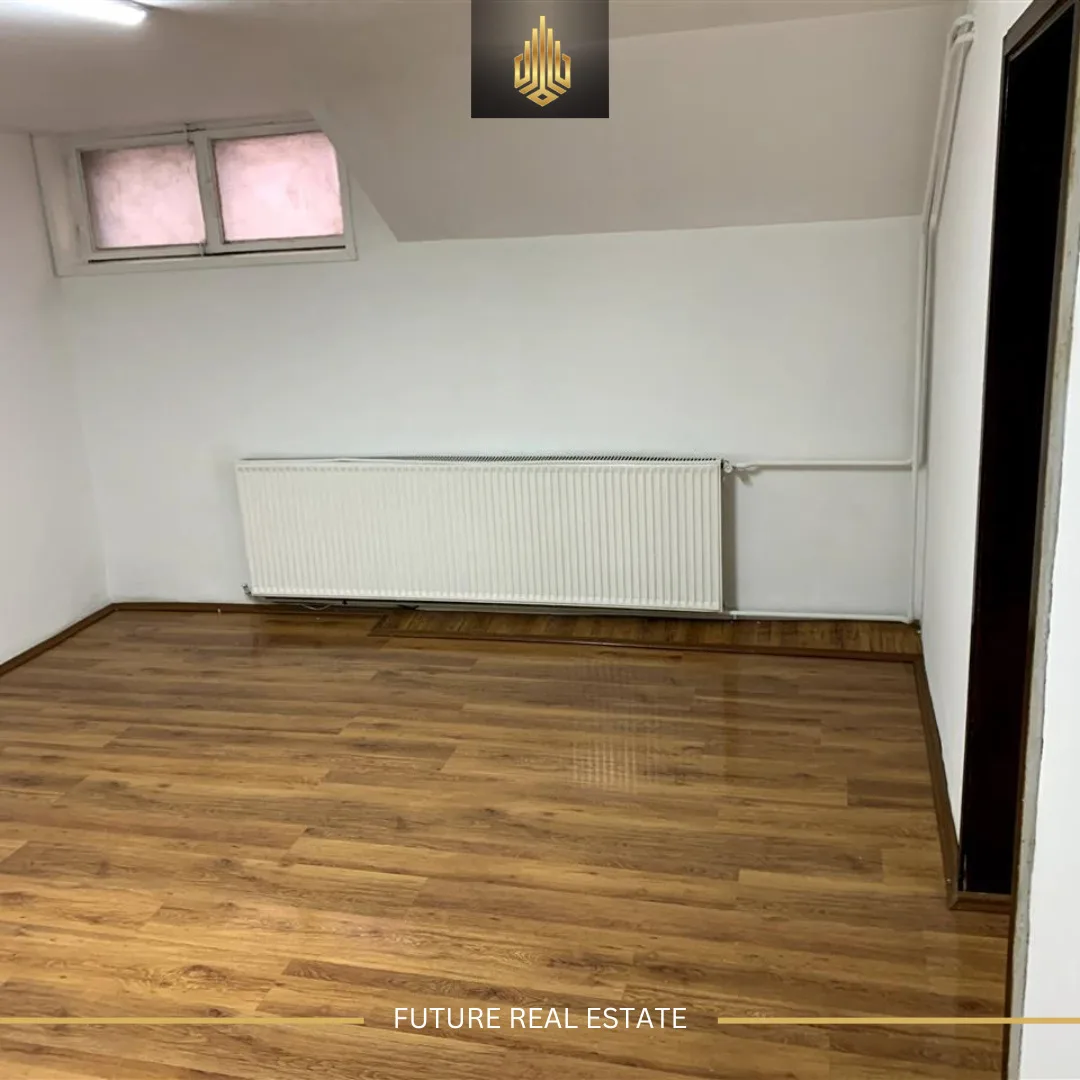 Lokal me QERA/65m²