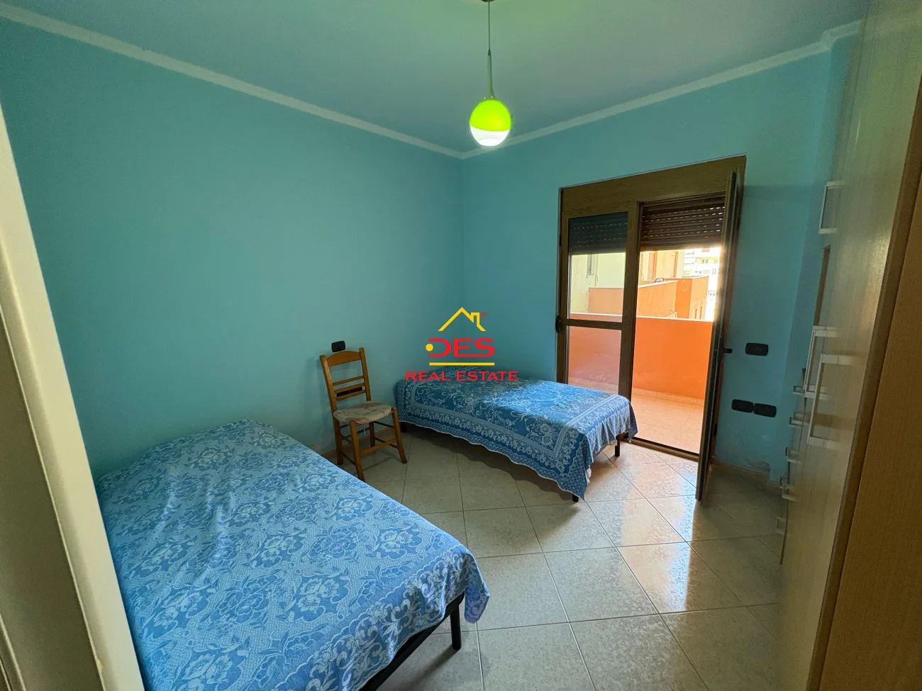 Jepet me qira apartament 2+1+2 pranë portit ,vlorë