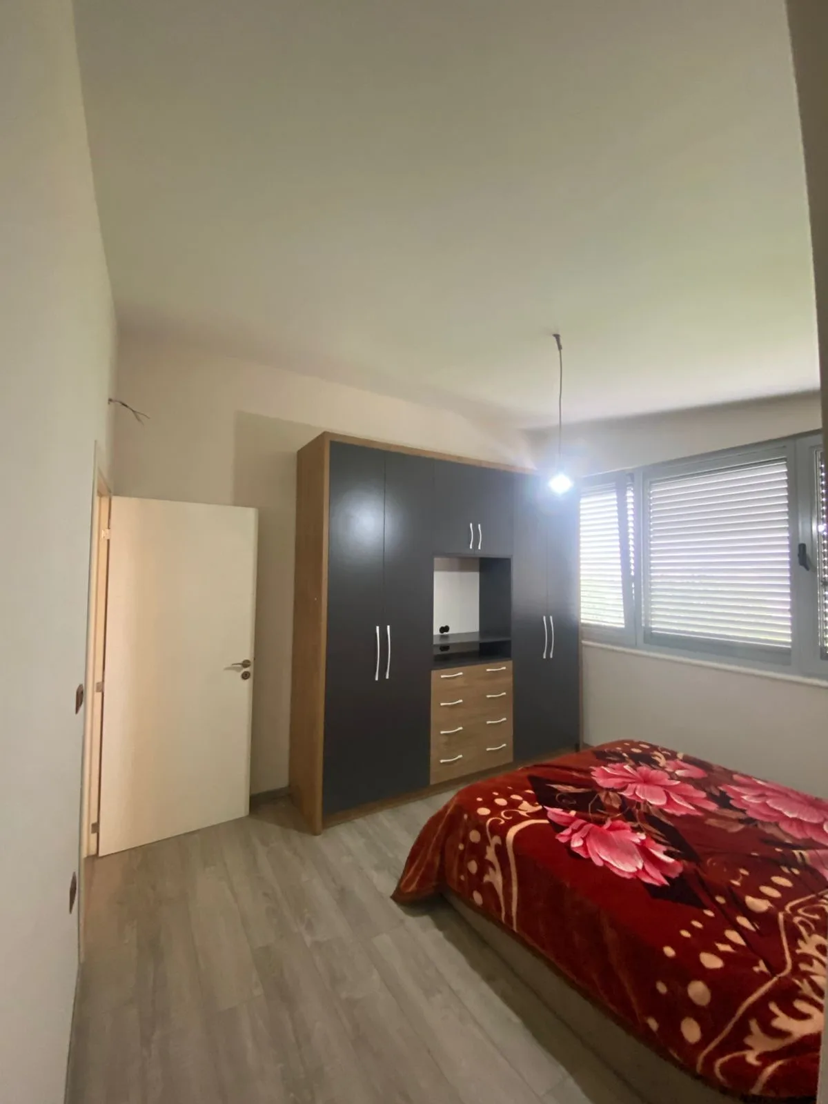 Apartament me Qera 1+1 tek Ish Fusha E Aviacionit (ID B2101153) Tirane