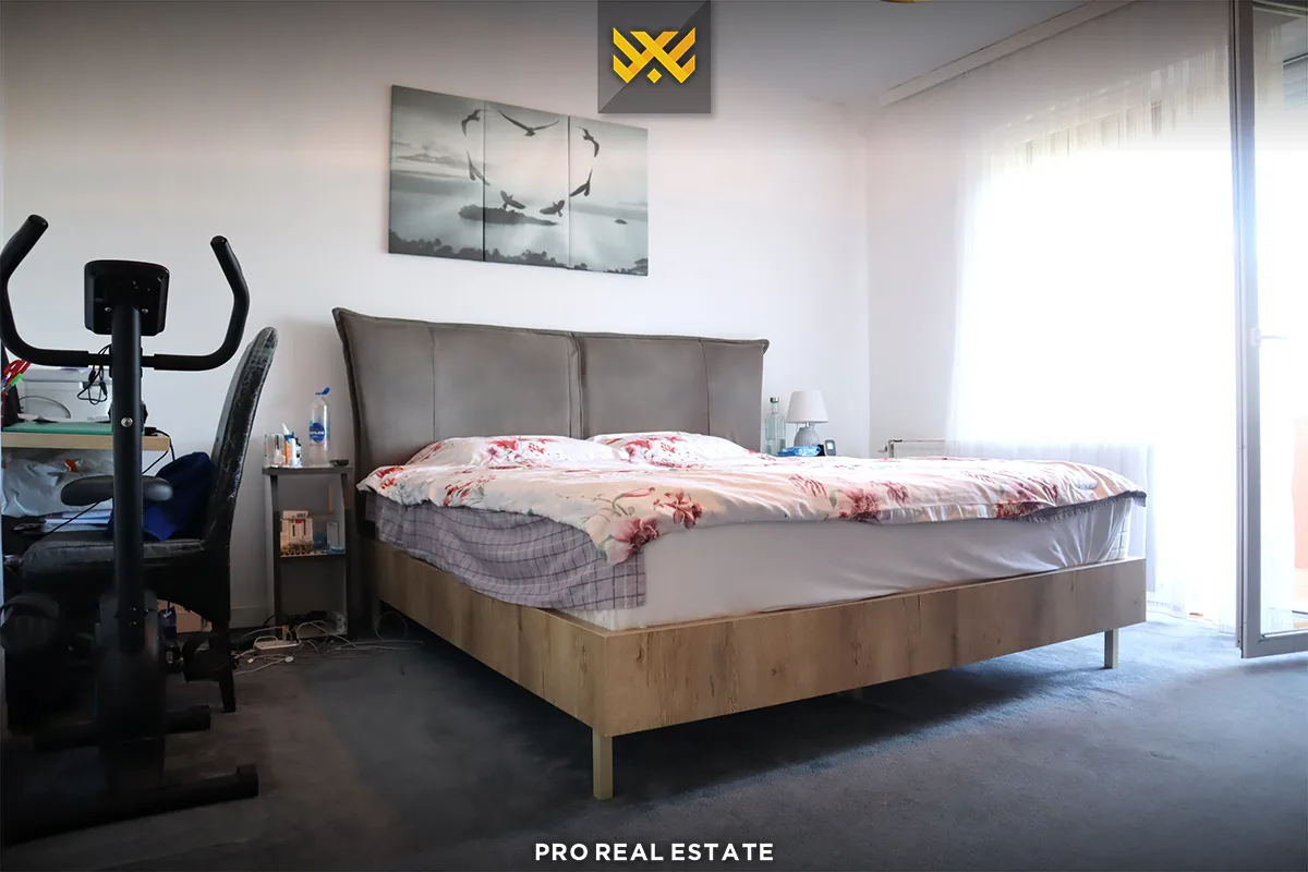 Shtëpi 296m² për #SHITJE në Uglarë